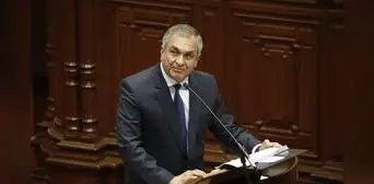Vicente Romero a puertas de la censura: ¿qué bancadas apoyarían su salida del Mininter?
