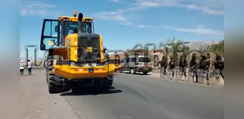 Escolar fallece tras ser arrollada por maquinaria pesada cuando cruzaba la pista en Arequipa Escolar fallece tras ser arrollada por maquinaria pesada cuando cruzaba la pista en Arequipa