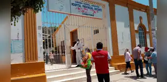 Lambayeque: médicos abandonan a pacientes por laborar en clínica y universidad Lambayeque: médicos abandonan a pacientes por laborar en clínica y universidad