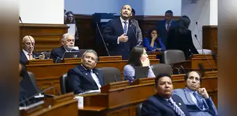 Vicente Romero: Pleno aprueba la censura de ministro del Interior