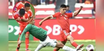 Yoshimar Yotún no dejó que Piero Quispe declare a la prensa tras derrota de Perú ante Bolivia Yoshimar Yotún no dejó que Piero Quispe declare a la prensa tras derrota de Perú ante Bolivia