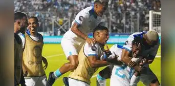 Honduras da el primer golpe: venció 2-0 a México en los playoffs de la Liga de Naciones de Concacaf