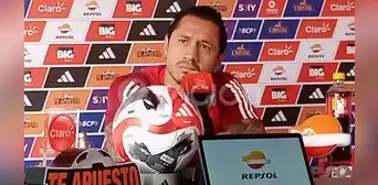 Lapadula defiende a Reynoso tras derrota ante Bolivia: "Tuve una oportunidad de gol y fallé" Lapadula defiende a Reynoso tras derrota ante Bolivia: "Tuve una oportunidad de gol y fallé"