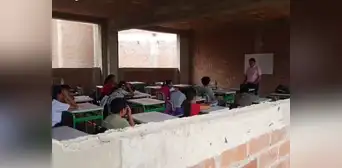 Nuevo riesgo a alumnos de colegio abandonado en Chiclayo Nuevo riesgo a alumnos de colegio abandonado en Chiclayo