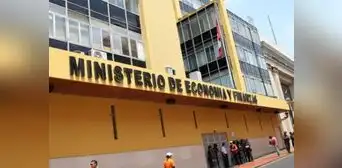 Consejo Fiscal: Credibilidad del MEF podría afectarse si no se cumple con la regla fiscal
