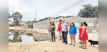 71% de obras detenidas son de municipalidades distritales y provinciales 71% de obras detenidas son de municipalidades distritales y provinciales