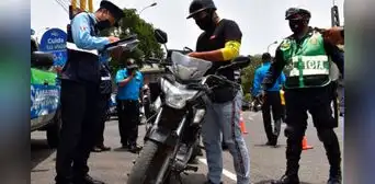 Cancelan 150.000 brevetes de motos y mototaxis tramitados con información falsa: ¿en qué regiones? Cancelan 150.000 brevetes de motos y mototaxis tramitados con información falsa: ¿en qué regiones?