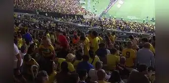 Hinchas de Brasil abandonaron el Maracaná faltando varios minutos en el duelo ante Argentina Hinchas de Brasil abandonaron el Maracaná faltando varios minutos en el duelo ante Argentina