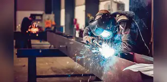 Nueva ley de industrias: MEF estima impacto fiscal de S/32.000 millones al año Nueva ley de industrias: MEF estima impacto fiscal de S/32.000 millones al año