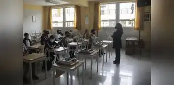 Minedu anuncia descuentos para docentes que no acudan a trabajar en Arequipa Minedu anuncia descuentos para docentes que no acudan a trabajar en Arequipa