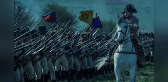 ‘Napoleón’, final explicado: de qué murió y cuál era su objetivo real en la película de Joaquin Phoenix ‘Napoleón’, final explicado: de qué murió y cuál era su objetivo real en la película de Joaquin Phoenix