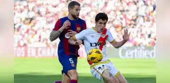 Barcelona empató 1-1 con Rayo Vallecano y perdió la chance de acercase al líder de LaLiga Barcelona empató 1-1 con Rayo Vallecano y perdió la chance de acercase al líder de LaLiga