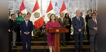 Dina Boluarte: "Causa extrañeza que denuncia constitucional se haya presentado luego de detenciones"