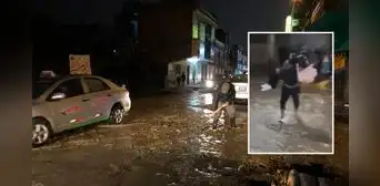 Carga en brazos a enamorada y cruza pista inundada por lluvia en Huancayo: “Yo quiero ser esa mujer” Carga en brazos a enamorada y cruza pista inundada por lluvia en Huancayo: “Yo quiero ser esa mujer”