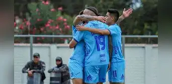 Bolívar igualó 1-1 ante Universitario de Vinto por los cuartos de final de la Copa Bolivia