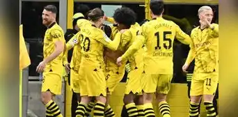 Golpe en San Siro: Borussia Dortmund derrotó 3-1 al AC Milan y clasificó a octavos de la Champions League