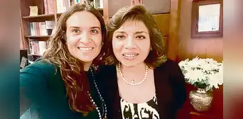Jaime Villanueva pidió a congresistas que Alberto Otárola despidiera a funcionaria del MEF que trabajó con Zoraida Ávalos Jaime Villanueva pidió a congresistas que Alberto Otárola despidiera a funcionaria del MEF que trabajó con Zoraida Ávalos