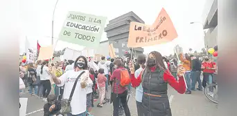 Piden al Ejecutivo observar ley que repone a docentes interinos cesados en el 2014