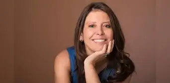 Viviana Rivero: "El lector disfruta mucho vivir en otras épocas. Otro país puedes visitar, pero otra época no" Viviana Rivero: "El lector disfruta mucho vivir en otras épocas. Otro país puedes visitar, pero otra época no"