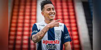 Cueva arremetió contra sus críticos tras su salida de Alianza: "Desaparece a esos payasos" Cueva arremetió contra sus críticos tras su salida de Alianza: "Desaparece a esos payasos"