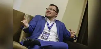 Percy Mayta: "No hay sanciones claras para docentes que ‘pagan’ para figurar en artículos científicos" Percy Mayta: "No hay sanciones claras para docentes que ‘pagan’ para figurar en artículos científicos"