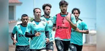 FBC Melgar arranca la pretemporada en Arequipa sin entrenador FBC Melgar arranca la pretemporada en Arequipa sin entrenador