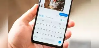 El 'WhatsApp de Google' agrega 7 nuevas funciones y busca destronar a la app de Mark Zuckerberg El 'WhatsApp de Google' agrega 7 nuevas funciones y busca destronar a la app de Mark Zuckerberg