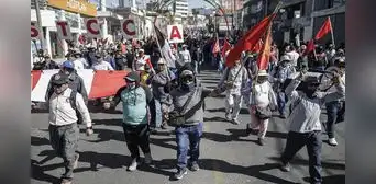 Liberación de Fujimori, un motivo más para calentar la protesta social