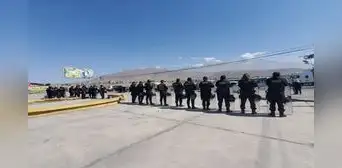 Paro nacional: aeropuertos de Arequipa y Juliaca operan con fuerte resguardo policial Paro nacional: aeropuertos de Arequipa y Juliaca operan con fuerte resguardo policial