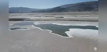 Laguna en desierto de Argentina albergaría seres vivos de hace 3.500 millones de años, según científicos