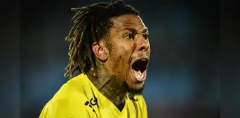 Peñarol aún sueña con ser campeón: con gol de Hernández, venció 1-0 a Liverpool y jugará la final Peñarol aún sueña con ser campeón: con gol de Hernández, venció 1-0 a Liverpool y jugará la final