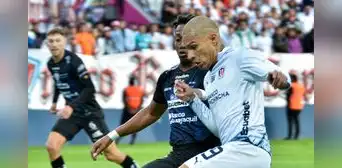 Independiente del Valle empató 0-0 con LDU Quito de Guerrero por la final de ida de la Liga Pro Independiente del Valle empató 0-0 con LDU Quito de Guerrero por la final de ida de la Liga Pro