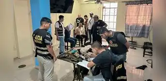 Ganarían hasta S/500.000: PNP captura a extorsionadores de ambulantes y mototaxistas en SJL