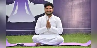 Crece la práctica de yoga y meditación en el Perú