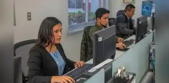 Analista de datos y ciberseguridad: las 6 carreras tecnológicas que tendrán más demanda en el Perú Analista de datos y ciberseguridad: las 6 carreras tecnológicas que tendrán más demanda en el Perú