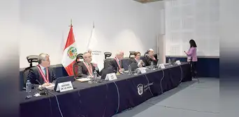 Un Congreso acorralado busca votos para capturar la Junta Nacional de Justicia Un Congreso acorralado busca votos para capturar la Junta Nacional de Justicia