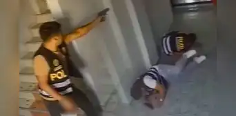 San Juan de Lurigancho: cámaras de seguridad muestran la impactante balacera que dejó a 2 policías heridos San Juan de Lurigancho: cámaras de seguridad muestran la impactante balacera que dejó a 2 policías heridos