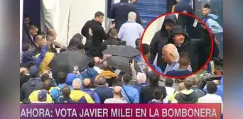 Hinchas de Boca Juniors repudian y pifean a Javier Milei, presidente de Argentina, tras votar