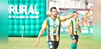 Guastatoya empató 1-1 ante Comunicaciones y el campeón se definirá en el partido de vuelta Guastatoya empató 1-1 ante Comunicaciones y el campeón se definirá en el partido de vuelta