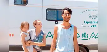 Turista que viaja hacia Alaska en casa rodante se sorprende con las playas de Punta Sal Turista que viaja hacia Alaska en casa rodante se sorprende con las playas de Punta Sal