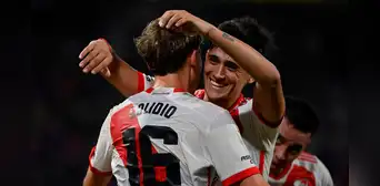 ¡River Plate campeón! El Millonario venció 2-0 a Rosario Central y ganó el Trofeo de Campeones ¡River Plate campeón! El Millonario venció 2-0 a Rosario Central y ganó el Trofeo de Campeones