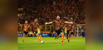 Águila se impuso 3-0 ante Jocoro y es campeón de la Primera División de El Salvador 2023 Águila se impuso 3-0 ante Jocoro y es campeón de la Primera División de El Salvador 2023