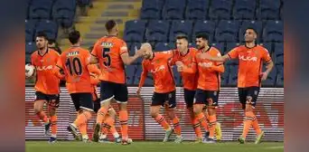 Fútbol en Navidad: conoce los partidos y las ligas que se juegan durante el 25 de diciembre Fútbol en Navidad: conoce los partidos y las ligas que se juegan durante el 25 de diciembre