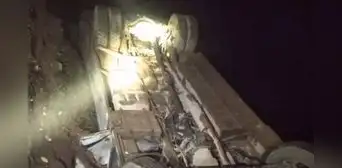 Un fallecido y 38 heridos tras caída de bus interprovincial a abismo en La Libertad Un fallecido y 38 heridos tras caída de bus interprovincial a abismo en La Libertad