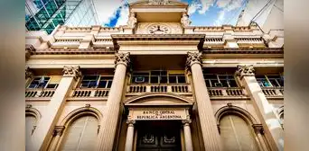 Banco Central argentino emitirá billetes de mayor denominación por la alta inflación