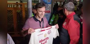 Universitario de Deportes, últimas noticias: Fabián Bustos ya está en el Perú Universitario de Deportes, últimas noticias: Fabián Bustos ya está en el Perú