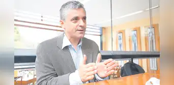 Steven Levitsky: “El Perú está siendo gobernado por una coalición de corruptos y autoritarios” Steven Levitsky: “El Perú está siendo gobernado por una coalición de corruptos y autoritarios”