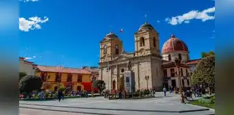 ¡El amor! Mexicano y huancaína se casaron en la catedral de Huancayo en la última boda del 2023 ¡El amor! Mexicano y huancaína se casaron en la catedral de Huancayo en la última boda del 2023