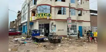 San Martín de Porres: explosión de pirotécnico en mercado Sarita Colonia deja 10 heridos San Martín de Porres: explosión de pirotécnico en mercado Sarita Colonia deja 10 heridos