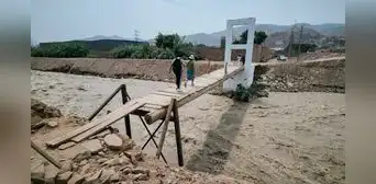 El peligroso puente que une Comas y Puente Piedra: ¿por qué no se reconstruye tras 9 meses del colapso? El peligroso puente que une Comas y Puente Piedra: ¿por qué no se reconstruye tras 9 meses del colapso?